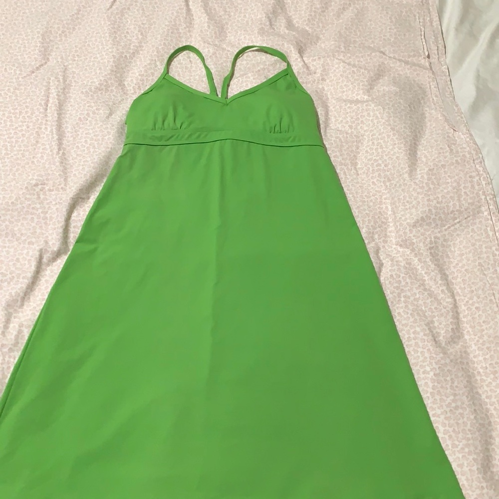 Athlete dress medium